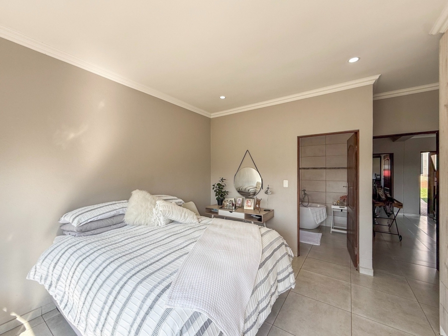 2 Bedroom Property for Sale in Leloko Lifestyle Estate North West